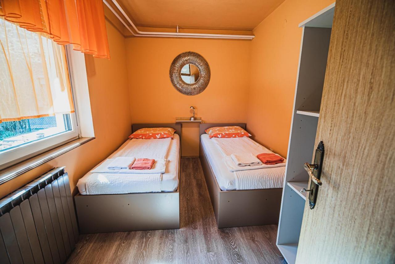 Apartma Rombon Brdo With Free Onsite Parking โบเว็ก ภายนอก รูปภาพ