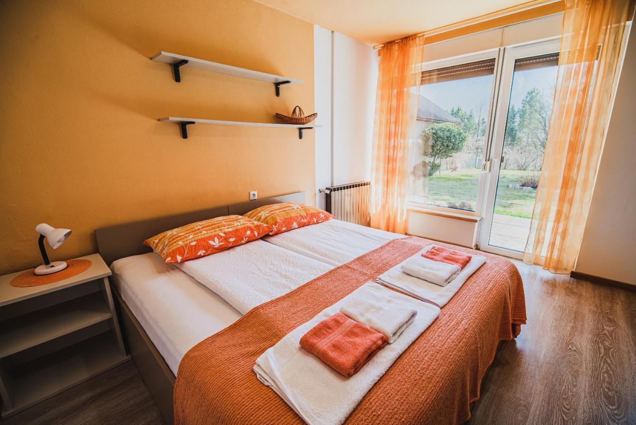 Apartma Rombon Brdo With Free Onsite Parking โบเว็ก ภายนอก รูปภาพ
